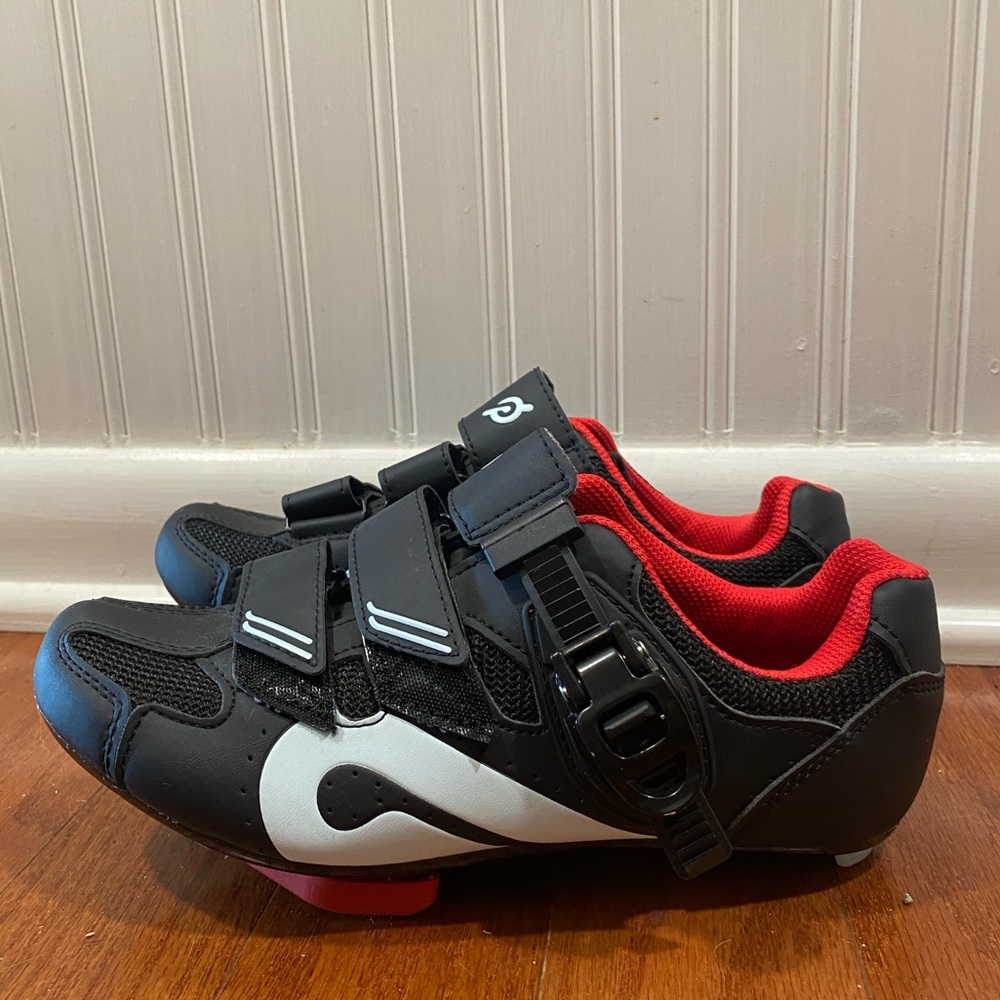 Peloton bike cleat shoe clip in